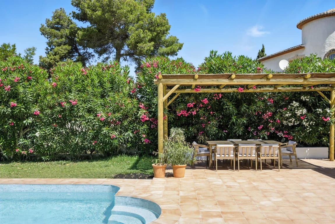 4 Zimmer Villa zu verkaufen in Javea / Xabia mit Pool Garage - 795.000 € (Ref: 9072756)