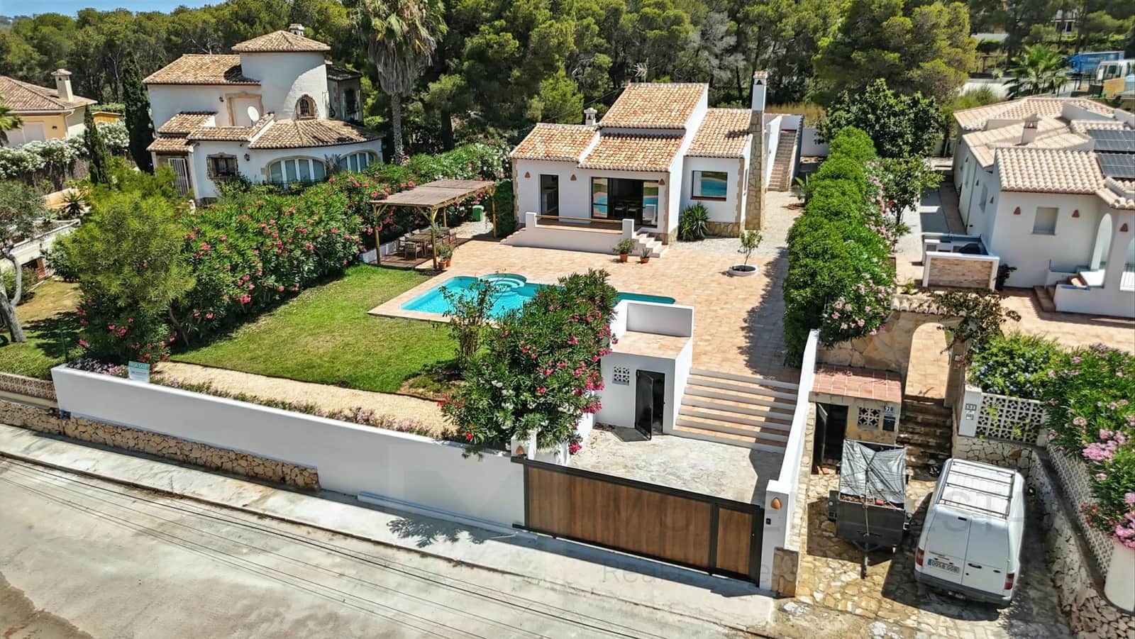 4 chambre Villa/Maison à vendre à Javea / Xabia avec piscine garage - 795 000 € (Ref: 9072756)