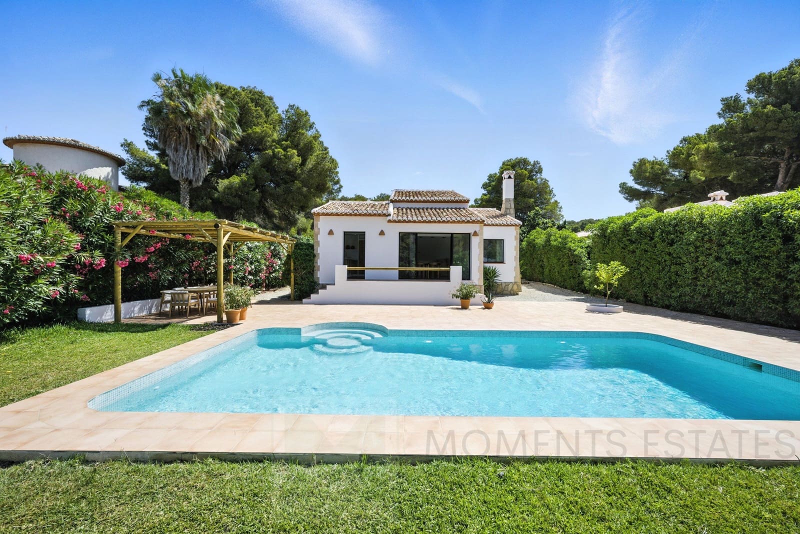 4 chambre Villa/Maison à vendre à Javea / Xabia avec piscine garage - 795 000 € (Ref: 9072756)