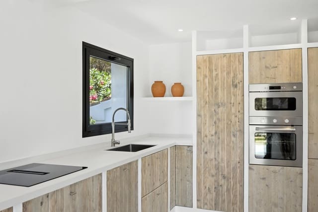 4 slaapkamer Villa te koop in La Granadella  - Costa Nova, Javea / Xàbia met zwembad garage - € 795.000 (Ref: 9072756)