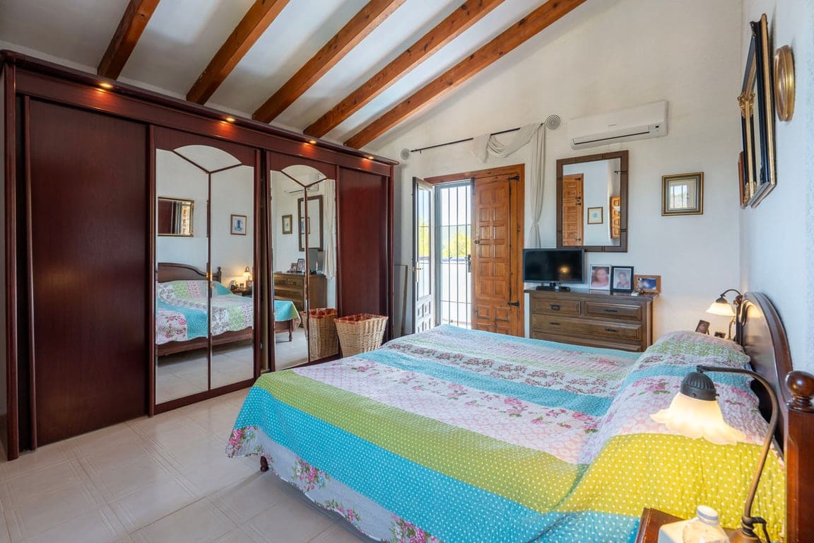 4 Zimmer Villa zu verkaufen in Javea / Xabia mit Pool Garage - 749.000 € (Ref: 9134903)