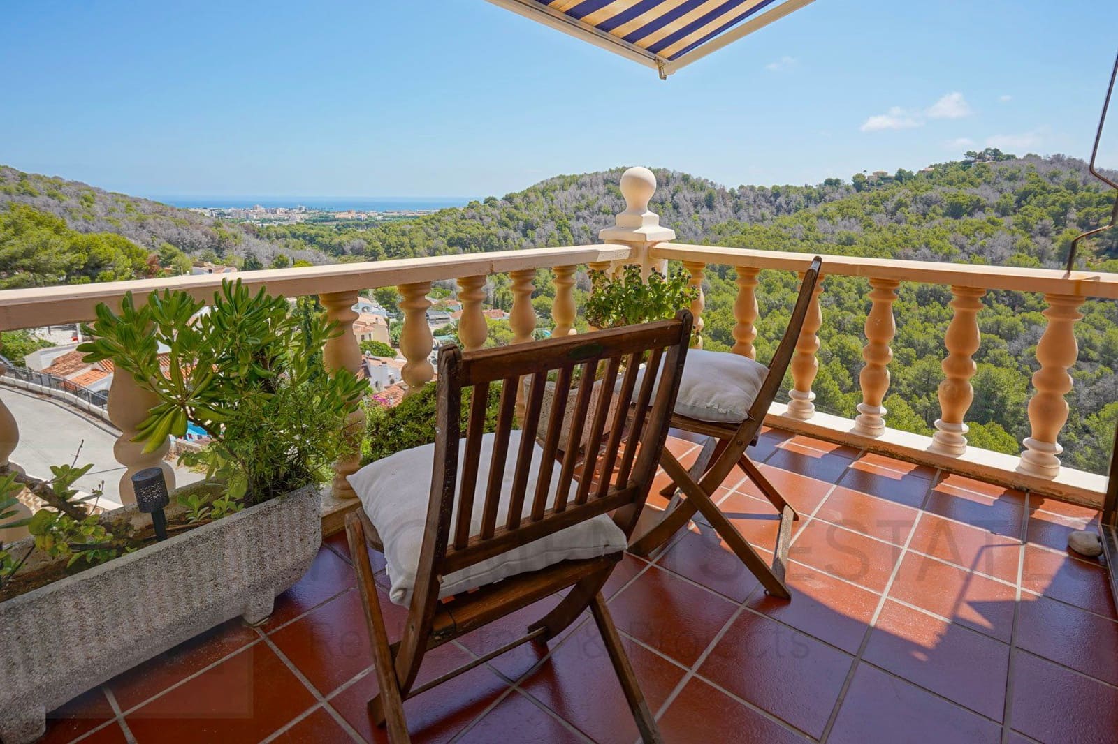 4 bedroom Villa for sale in Javea / Xabia with pool garage - € 749,000 (Ref: 9134903)