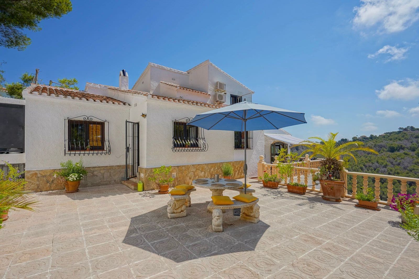 4 bedroom Villa for sale in Javea / Xabia with pool garage - € 749,000 (Ref: 9134903)