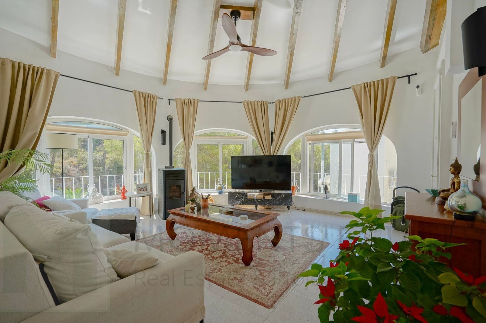 4 soveværelse Villa til salg i Montemar med swimmingpool garage - € 620.000 (Ref: 9162839)