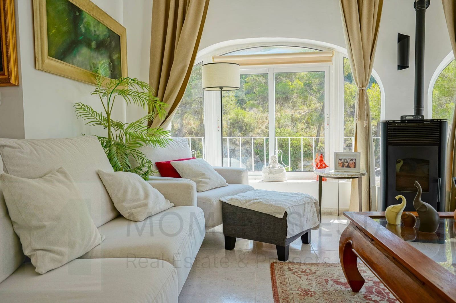 4 soveværelse Villa til salg i Montemar med swimmingpool garage - € 620.000 (Ref: 9162839)