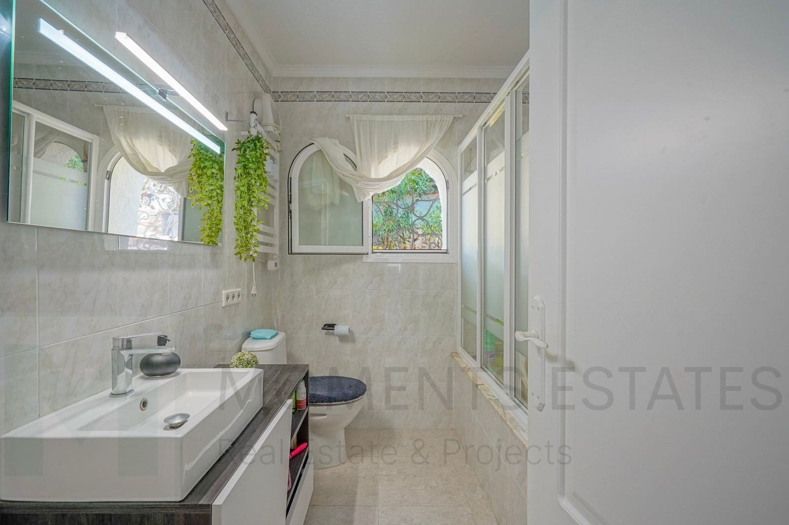 4 soveværelse Villa til salg i Montemar med swimmingpool garage - € 620.000 (Ref: 9162839)