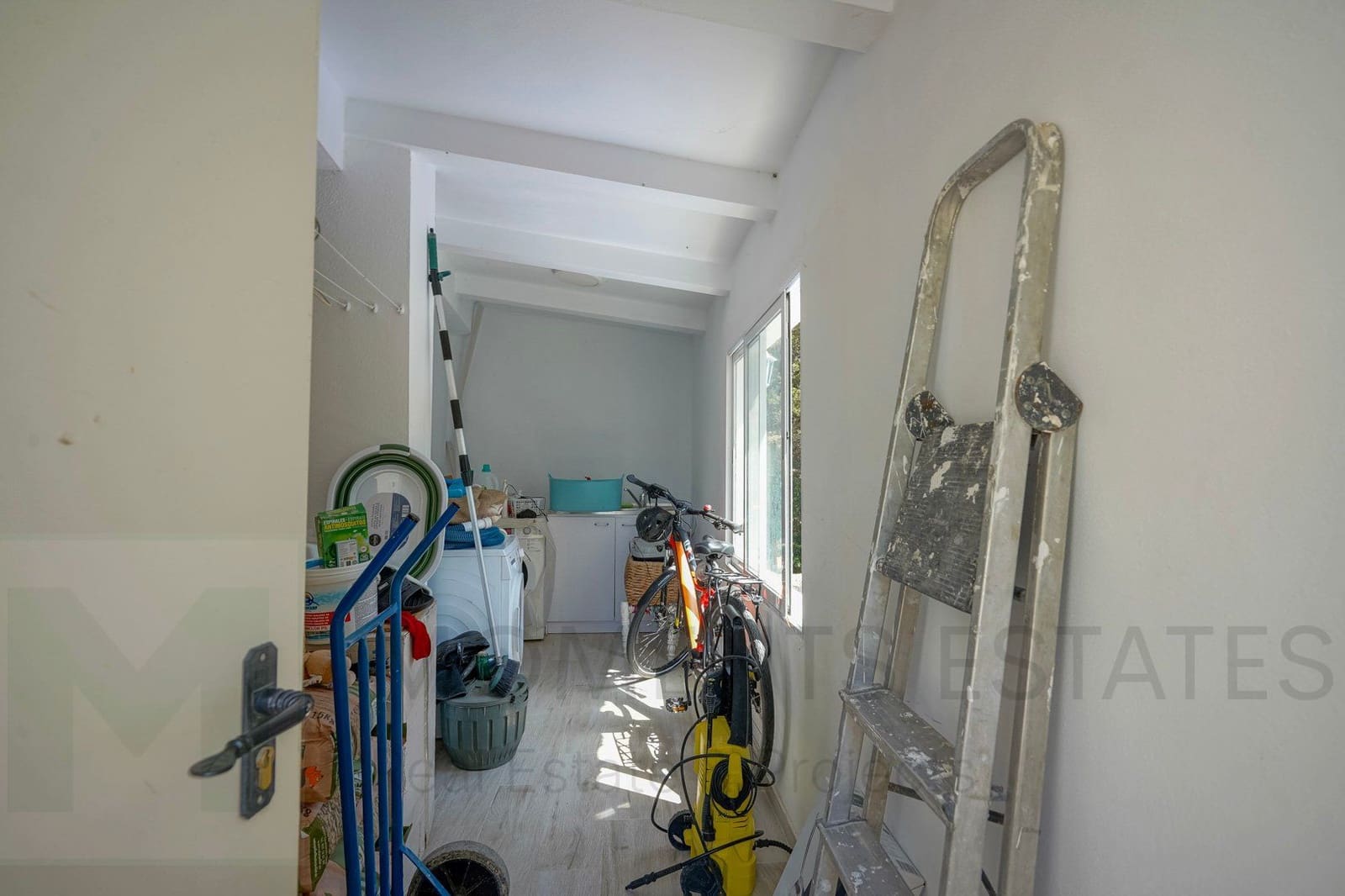 4 soveværelse Villa til salg i Montemar med swimmingpool garage - € 620.000 (Ref: 9162839)