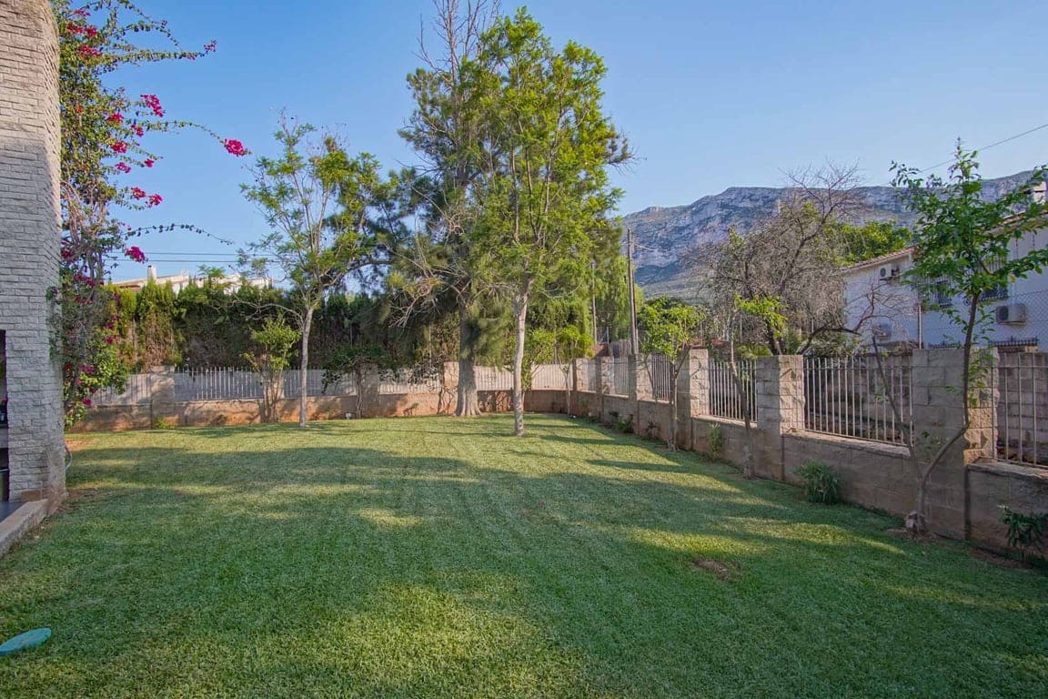 4 soveværelse Villa til salg i Denia med swimmingpool garage - € 1.190.000 (Ref: 9184664)