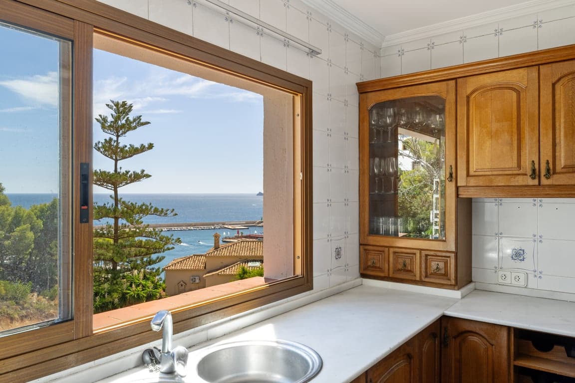 6 soverom Villa til salgs i Javea / Xabia med garasje - € 2 700 000 (Ref: 9218973)