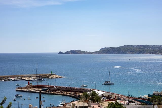 6 soveværelse Villa til salg i Javea / Xàbia med garage - € 2.700.000 (Ref: 9218973)