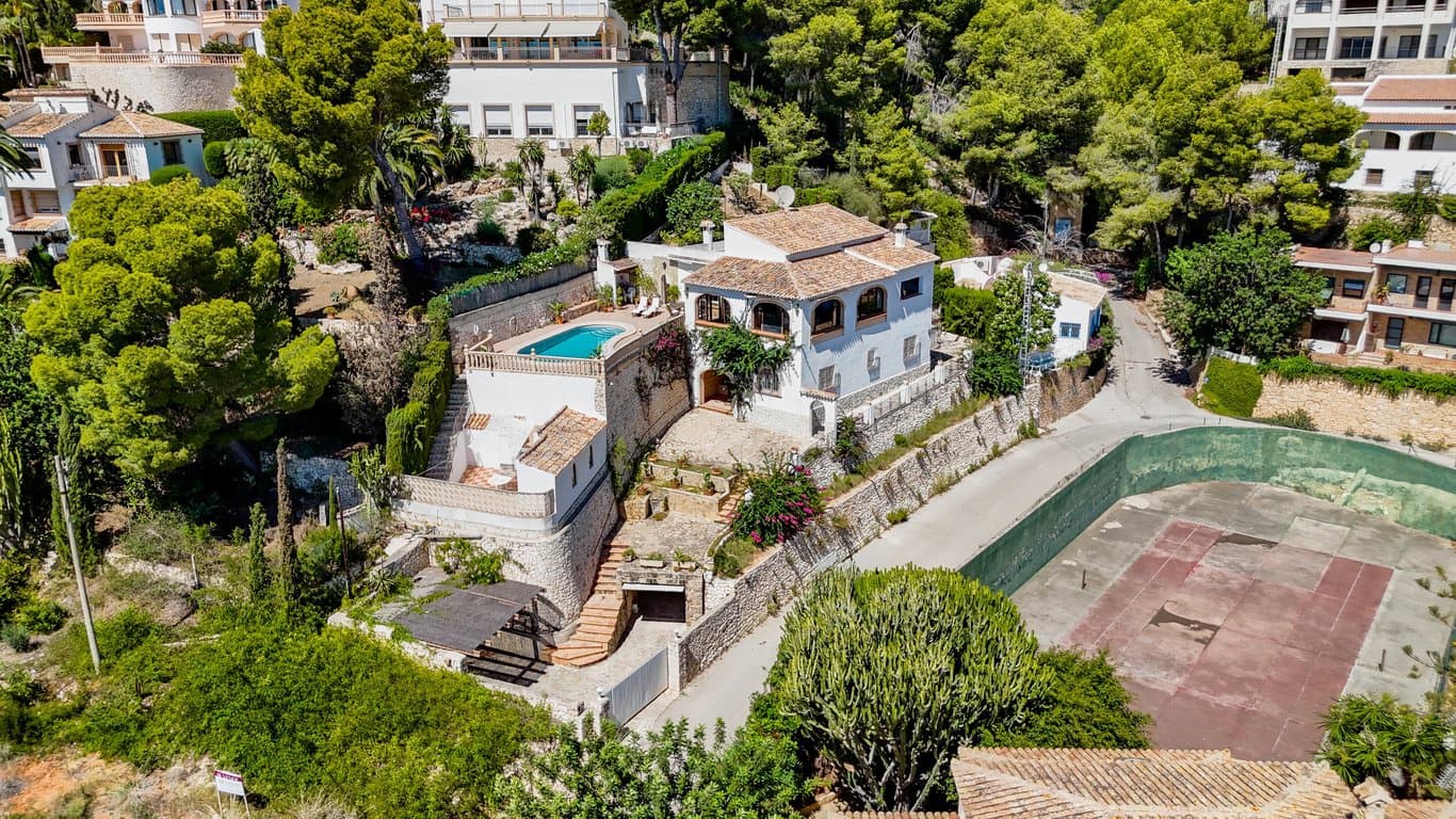 6 soverom Villa til salgs i Javea / Xabia med garasje - € 2 700 000 (Ref: 9218973)