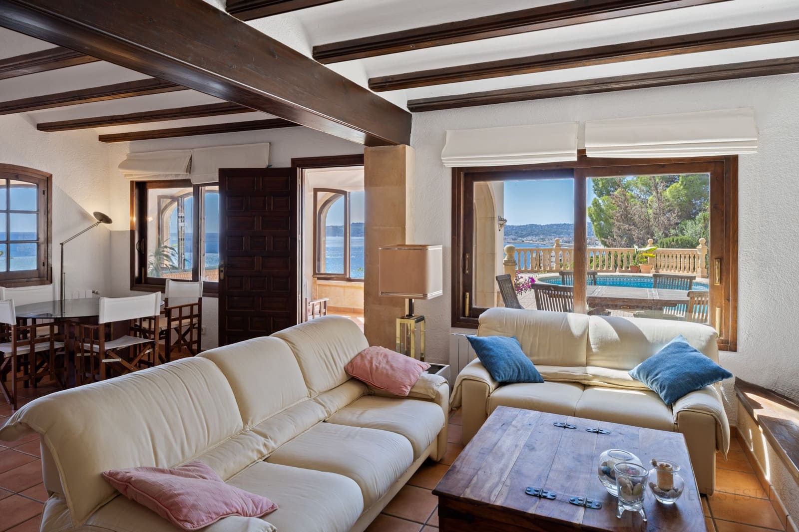 6 bedroom Villa for sale in Javea / Xabia with garage - € 2,700,000 (Ref: 9218973)