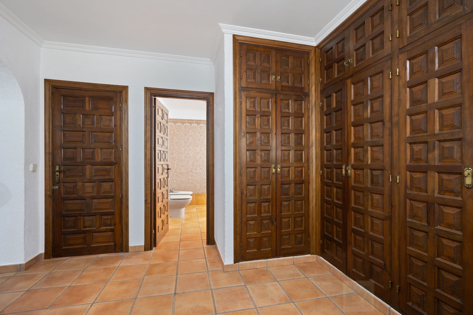 6 bedroom Villa for sale in Javea / Xabia with garage - € 2,700,000 (Ref: 9218973)