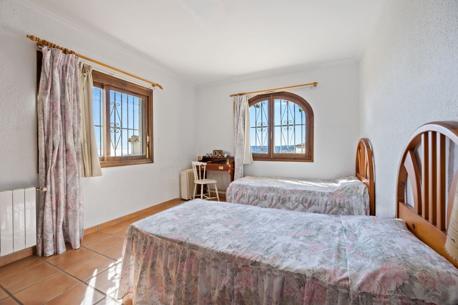 6 bedroom Villa for sale in Javea / Xabia with garage - € 2,700,000 (Ref: 9218973)