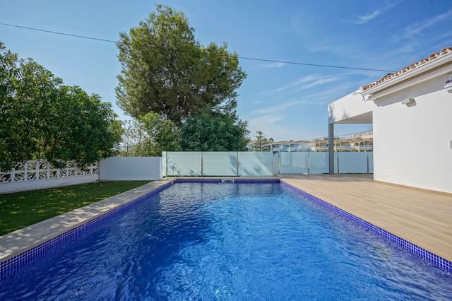 3 soveværelse Villa til salg i Benissa med garage - € 725.000 (Ref: 9314320)