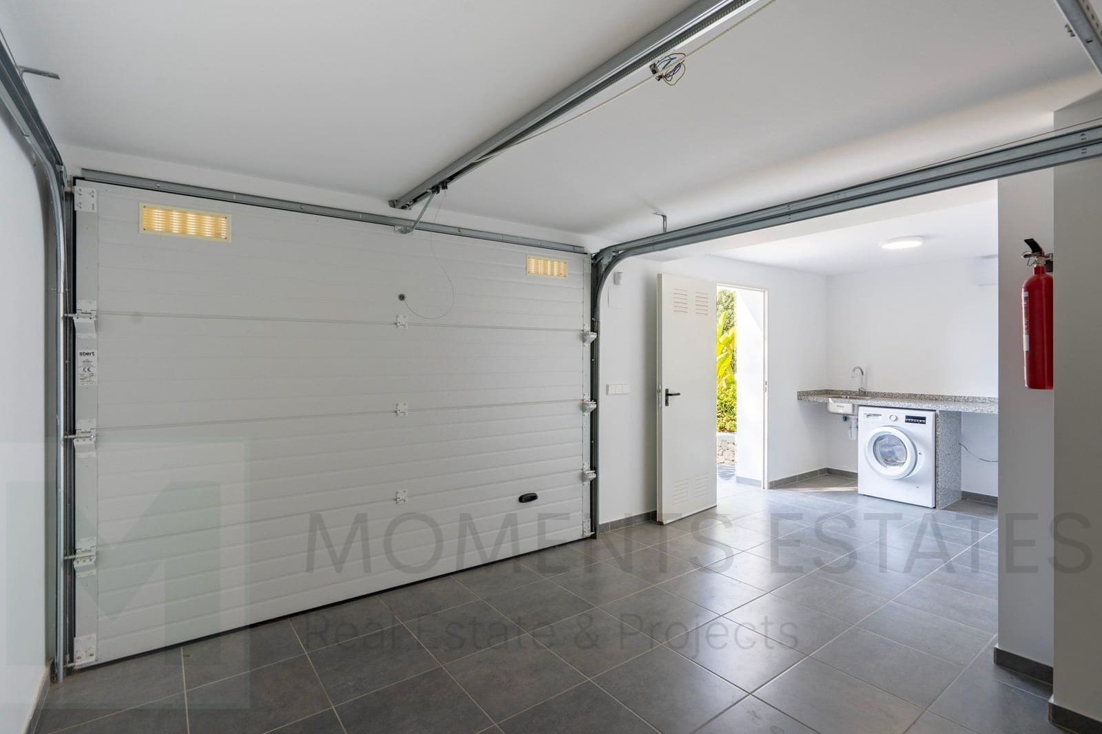 3 bedroom Villa for sale in Benissa with pool garage - € 799,000 (Ref: 9314320)