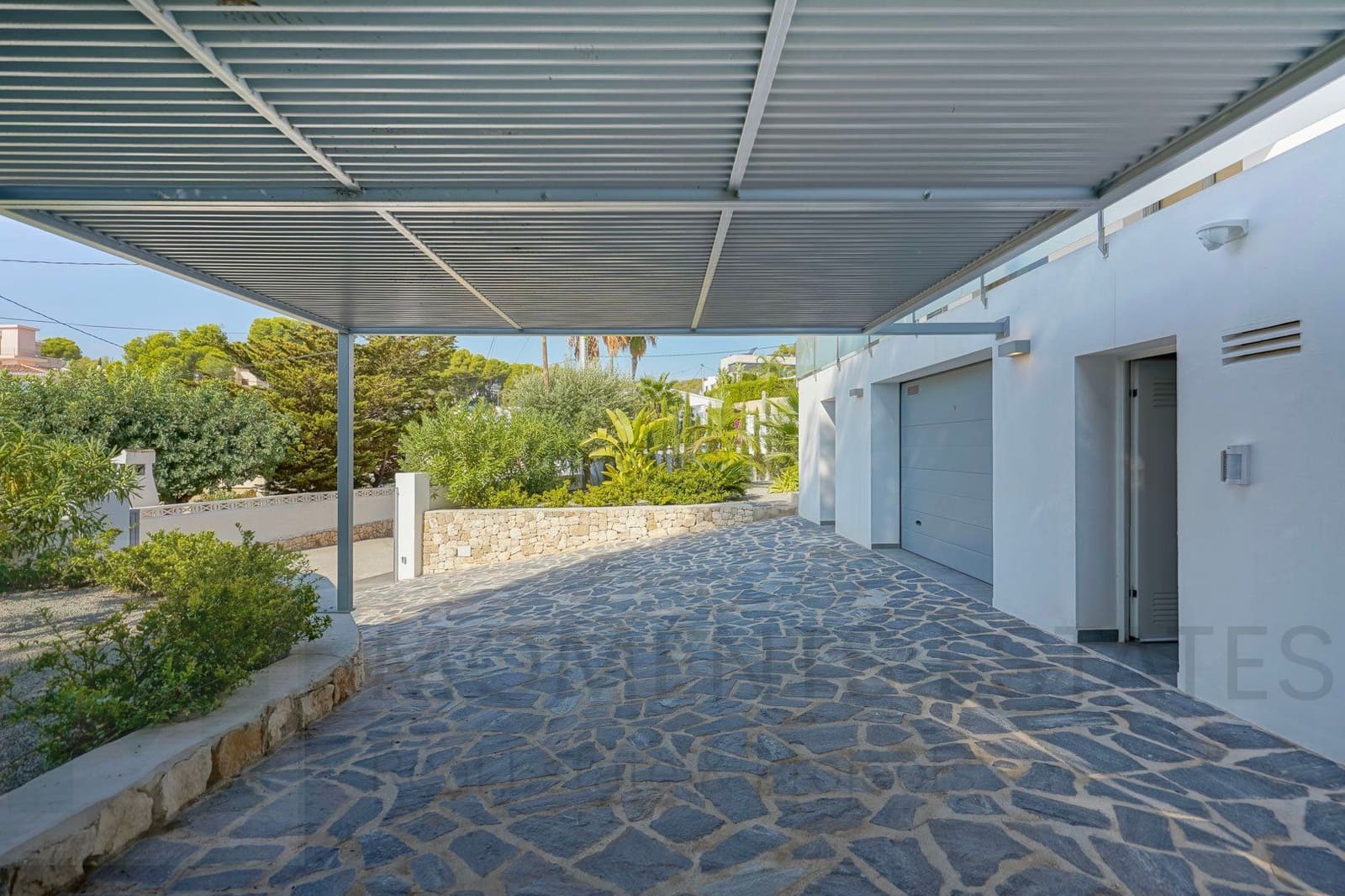 3 bedroom Villa for sale in Benissa with pool garage - € 799,000 (Ref: 9314320)