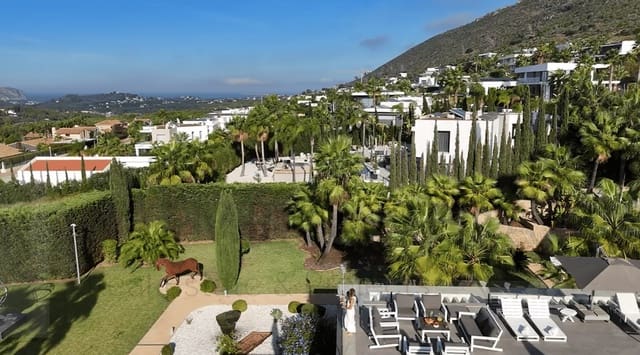 Chalet de 6 habitaciones en Javea / Xàbia en venta con piscina garaje - 3.850.000 € (Ref: 9368953)