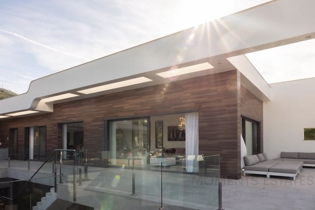 Chalet de 6 habitaciones en Javea / Xàbia en venta con piscina garaje - 3.850.000 € (Ref: 9368953)