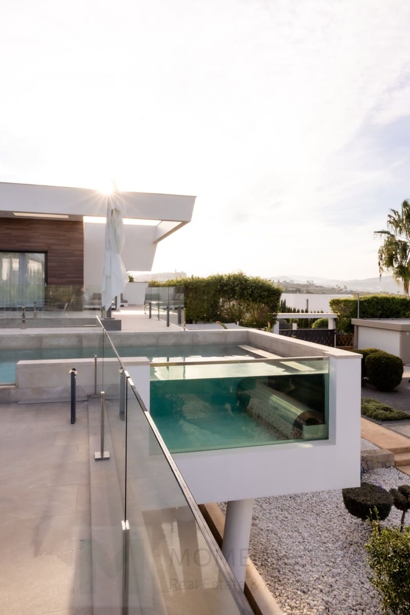 6 bedroom Villa for sale in Javea / Xabia with pool garage - € 3,850,000 (Ref: 9368953)