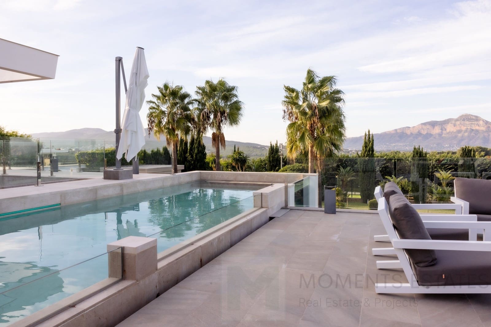 6 bedroom Villa for sale in Javea / Xabia with pool garage - € 3,850,000 (Ref: 9368953)