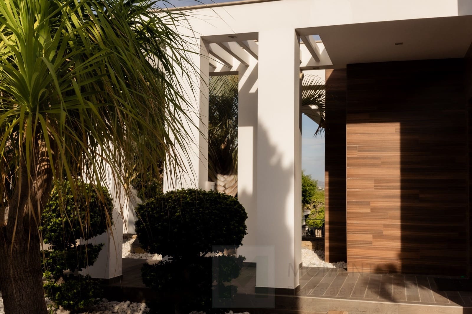 6 bedroom Villa for sale in Javea / Xabia with pool garage - € 3,850,000 (Ref: 9368953)