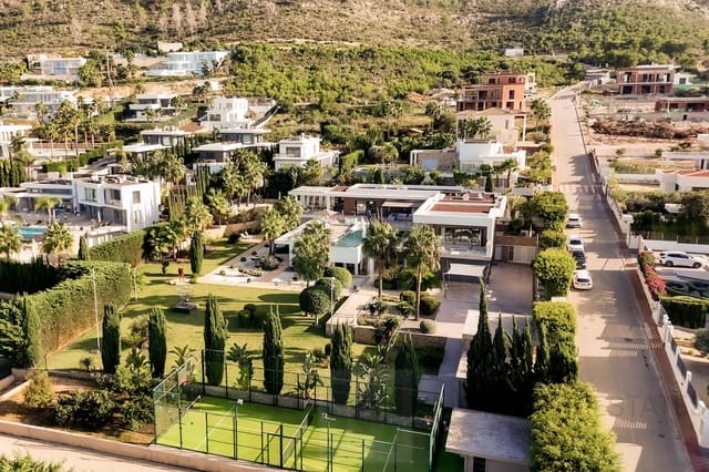 Chalet de 6 habitaciones en Javea / Xàbia en venta con piscina garaje - 3.850.000 € (Ref: 9368953)