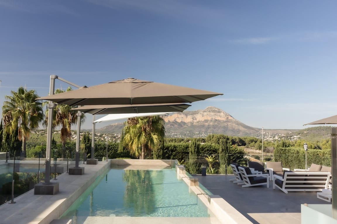 6 bedroom Villa for sale in Javea / Xabia with pool garage - € 3,850,000 (Ref: 9368953)
