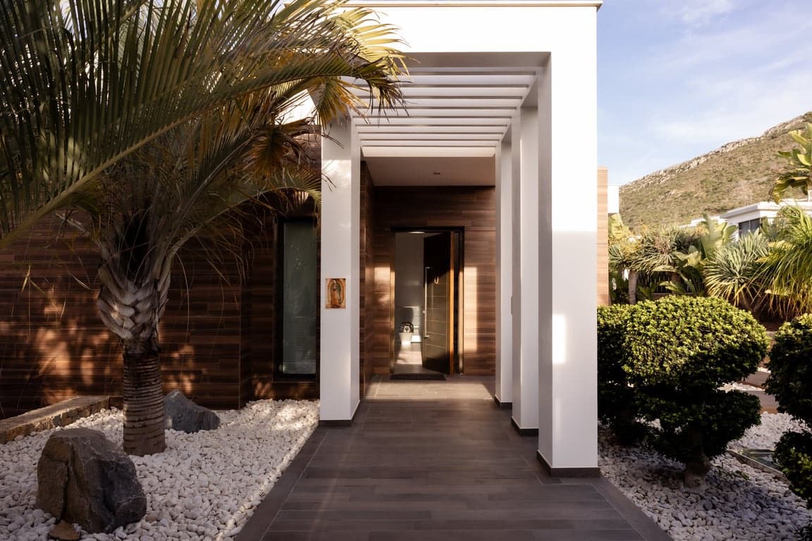 6 bedroom Villa for sale in Javea / Xabia with pool garage - € 3,850,000 (Ref: 9368953)