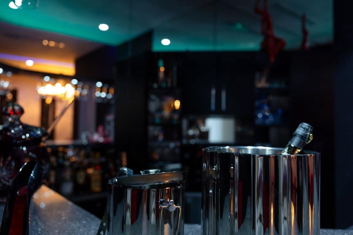 6 bedroom Villa for sale in Javea / Xabia with pool garage - € 3,850,000 (Ref: 9368953)