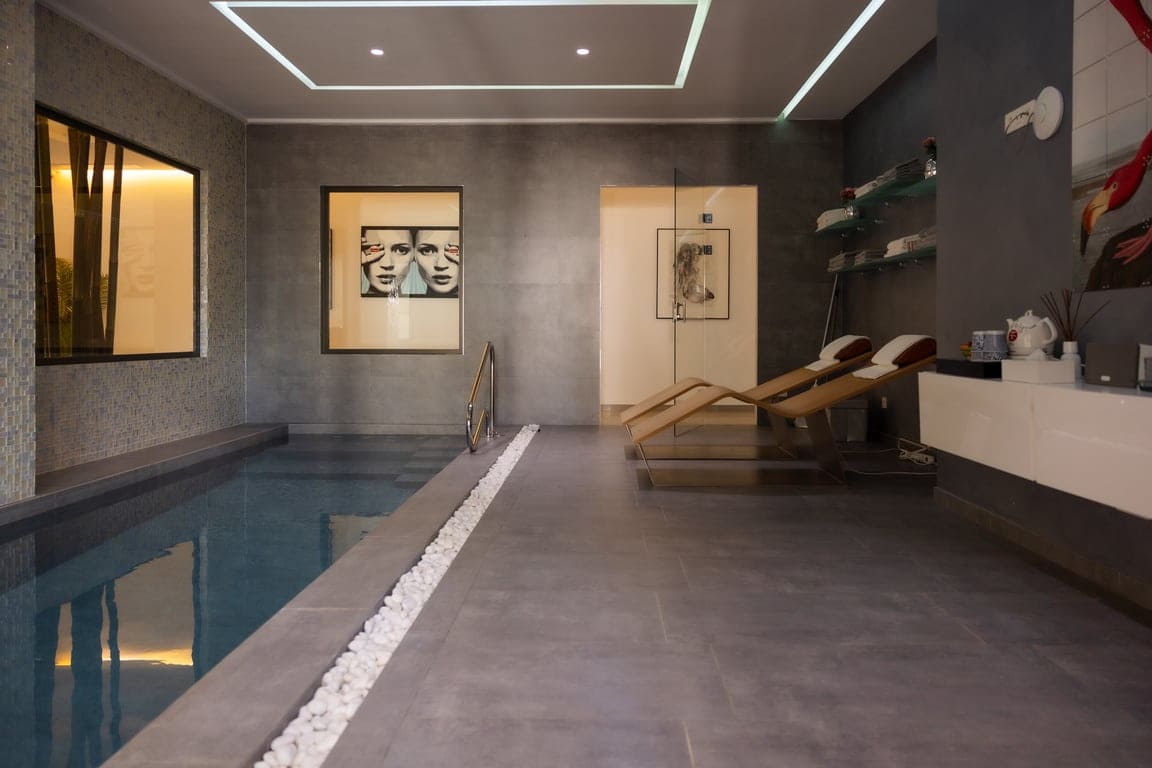 6 bedroom Villa for sale in Javea / Xabia with pool garage - € 3,850,000 (Ref: 9368953)