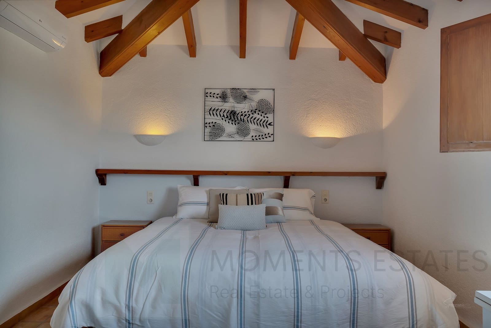 4 bedroom Villa for sale in Javea / Xabia with garage - € 997,000 (Ref: 9417472)