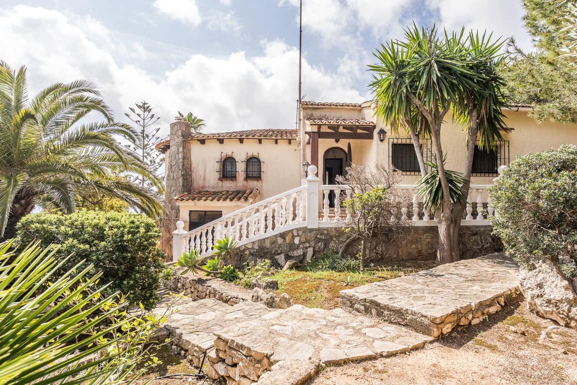 3 soverom Villa til salgs i Javea / Xabia med svømmebasseng garasje - € 1 400 000 (Ref: 9417782)