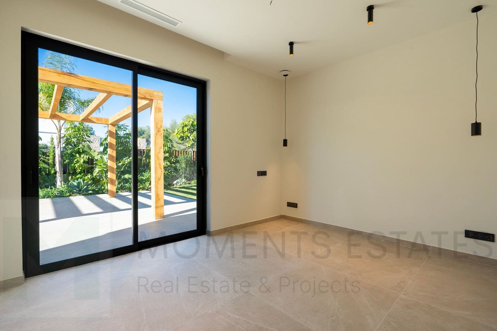 3 bedroom Villa for sale in Javea / Xabia - € 1,749,000 (Ref: 9441962)