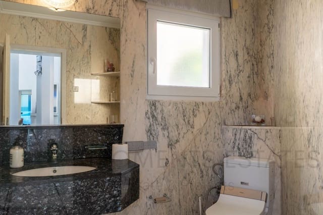 4 soverom Villa til salgs i Teulada Pueblo, Teulada-Moraira - € 1 990 000 (Ref: 9442018)