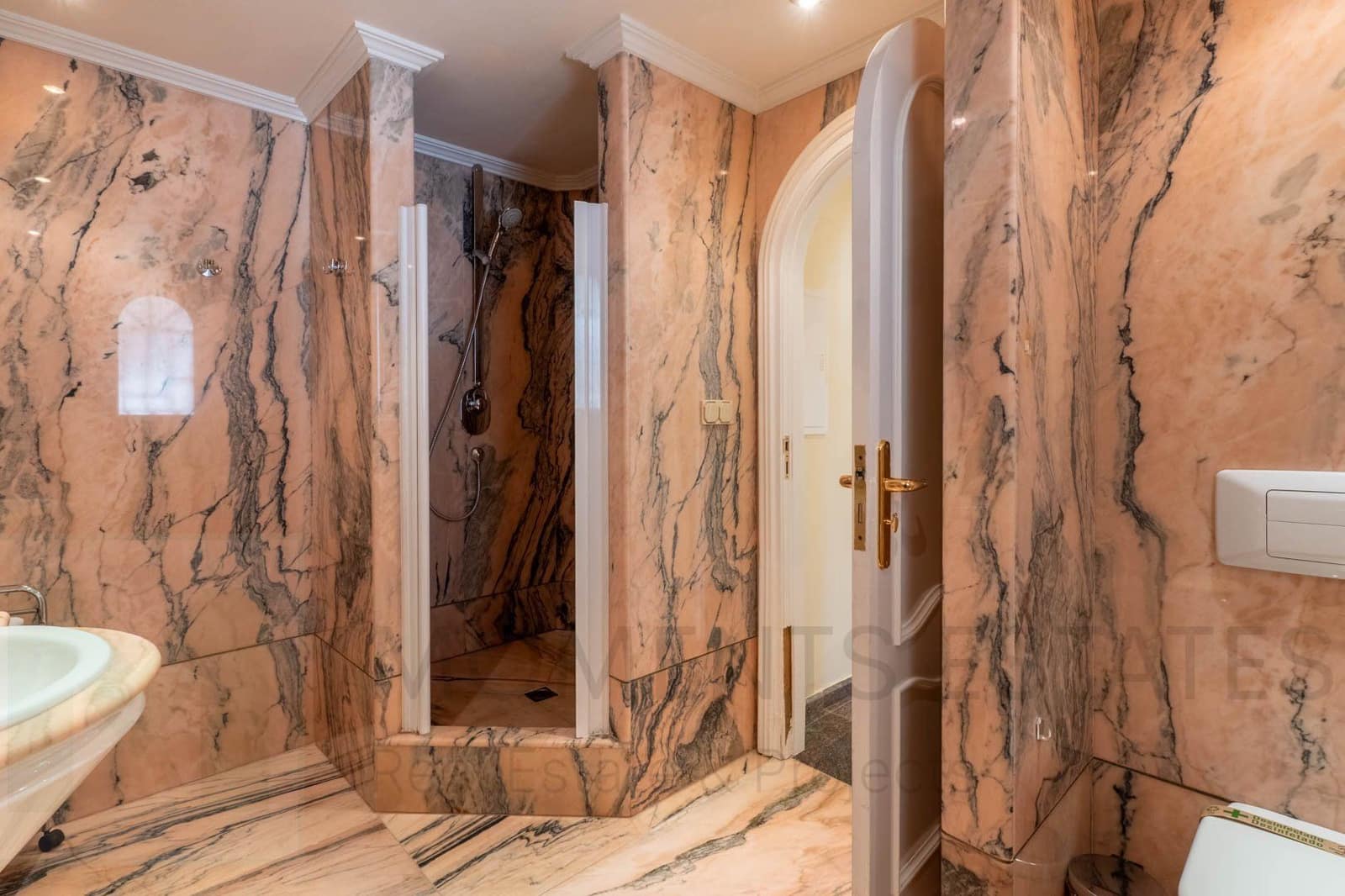 5 makuuhuone Huvila myytävänä paikassa Benissa - 1 990 000 € (Ref: 9442019)