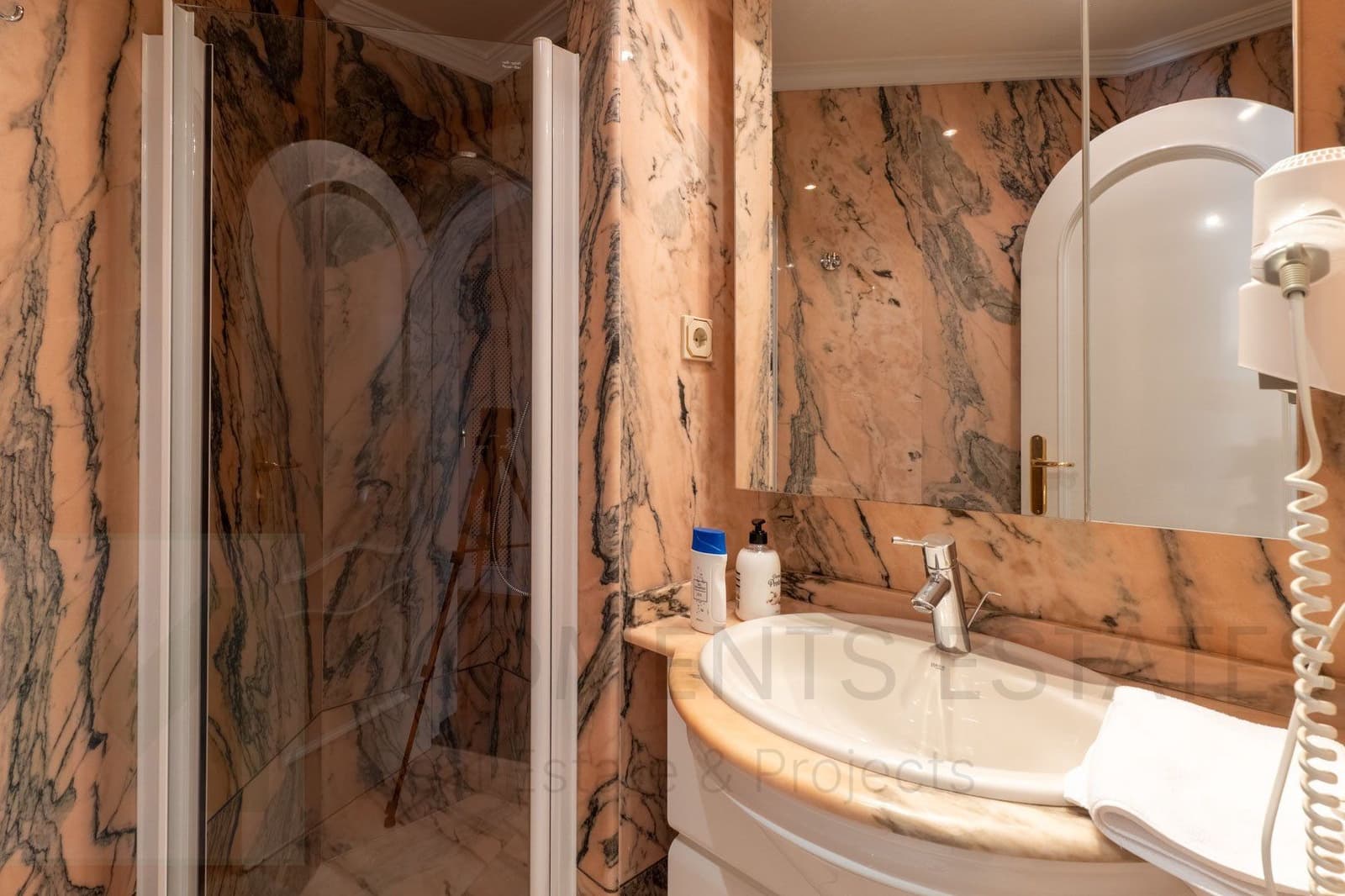 5 makuuhuone Huvila myytävänä paikassa Benissa - 1 990 000 € (Ref: 9442019)