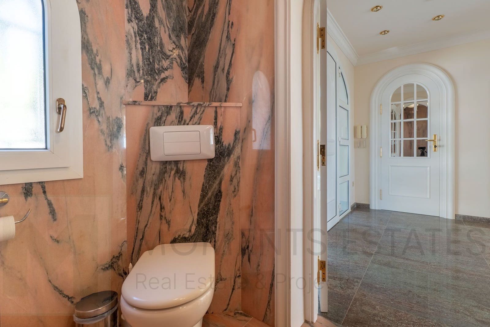 5 makuuhuone Huvila myytävänä paikassa Benissa - 1 990 000 € (Ref: 9442019)