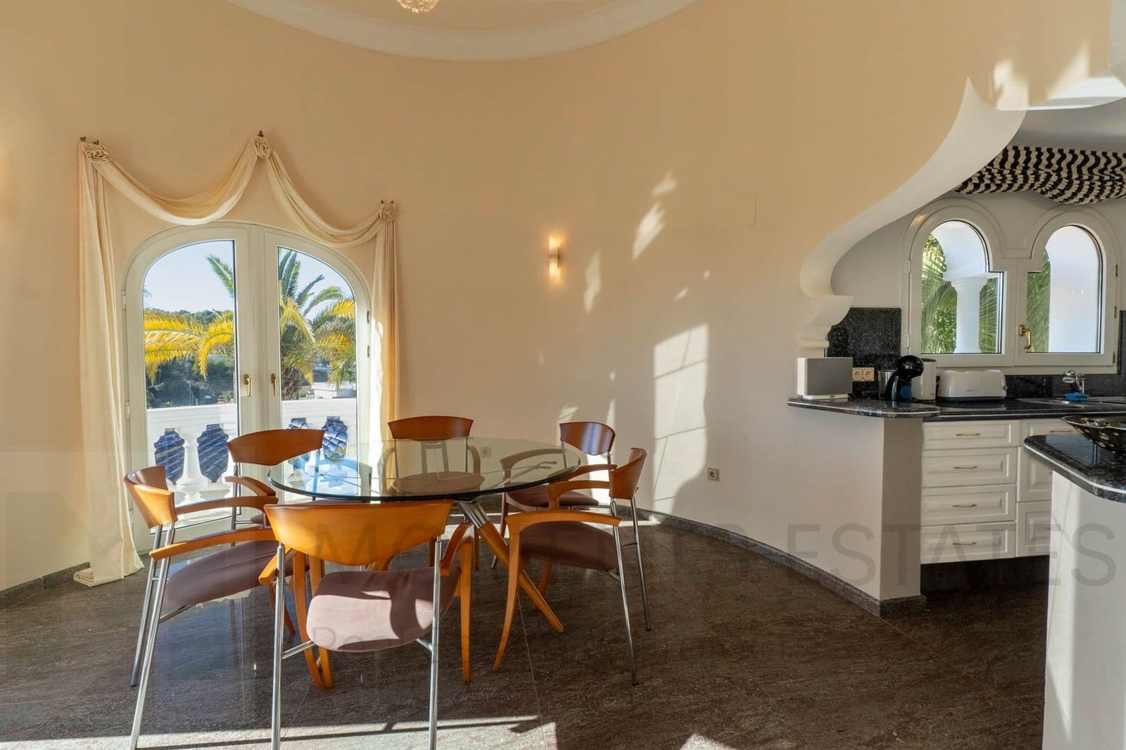 5 makuuhuone Huvila myytävänä paikassa Benissa - 1 990 000 € (Ref: 9442019)