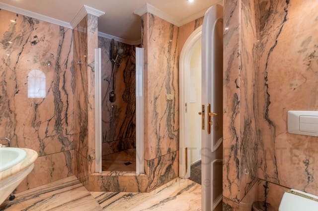 5 makuuhuone Huvila myytävänä paikassa Benissa - 1 990 000 € (Ref: 9442019)