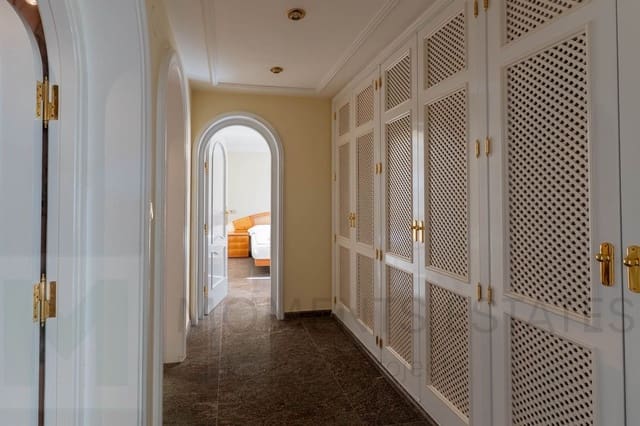 5 makuuhuone Huvila myytävänä paikassa Benissa - 1 990 000 € (Ref: 9442019)