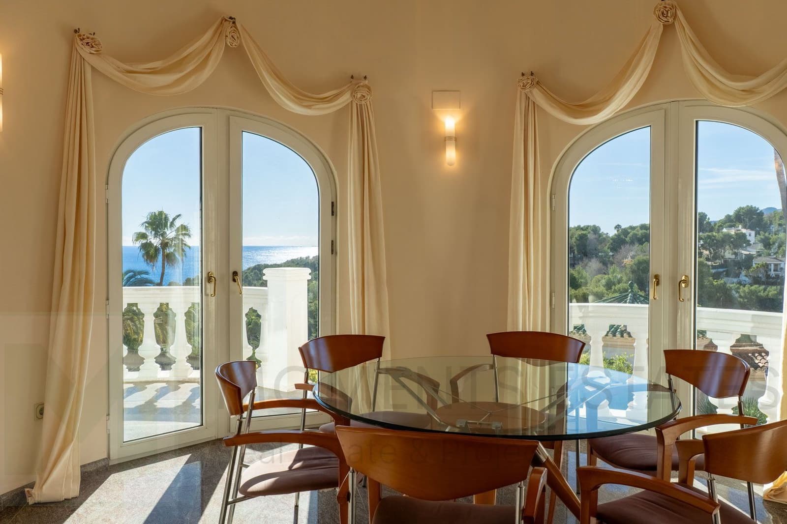 5 makuuhuone Huvila myytävänä paikassa Benissa - 1 990 000 € (Ref: 9442019)