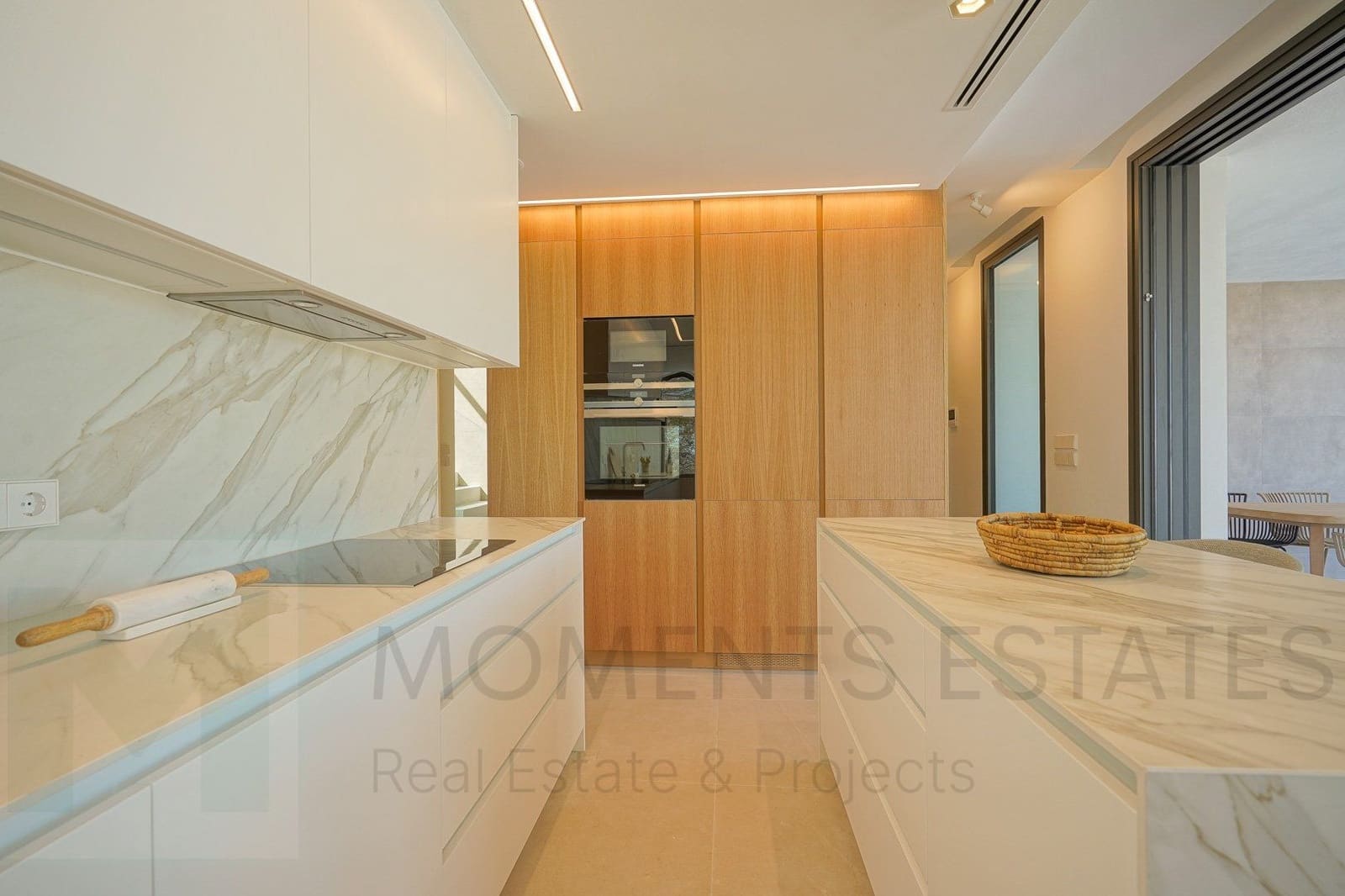 4 bedroom Villa for sale in Benissa - € 1,499,000 (Ref: 9481576)