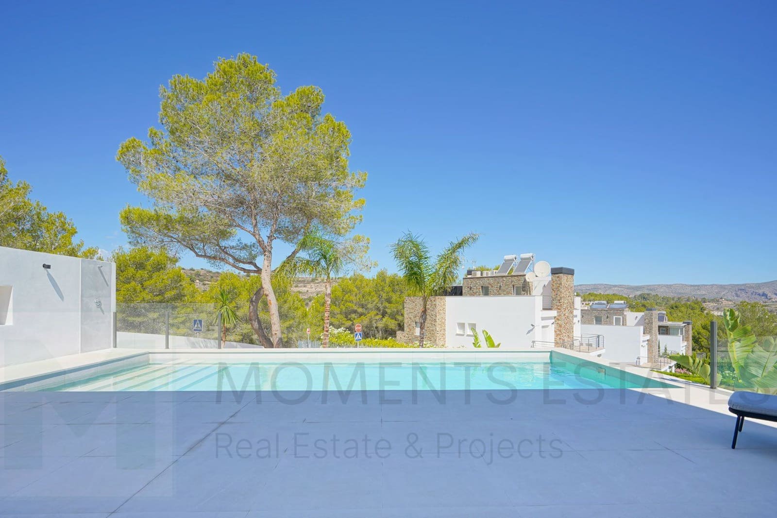 4 bedroom Villa for sale in Benissa - € 1,499,000 (Ref: 9481576)