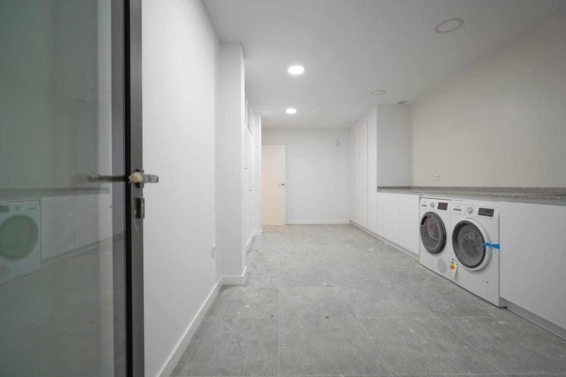 4 bedroom Villa for sale in Benissa - € 1,499,000 (Ref: 9481576)