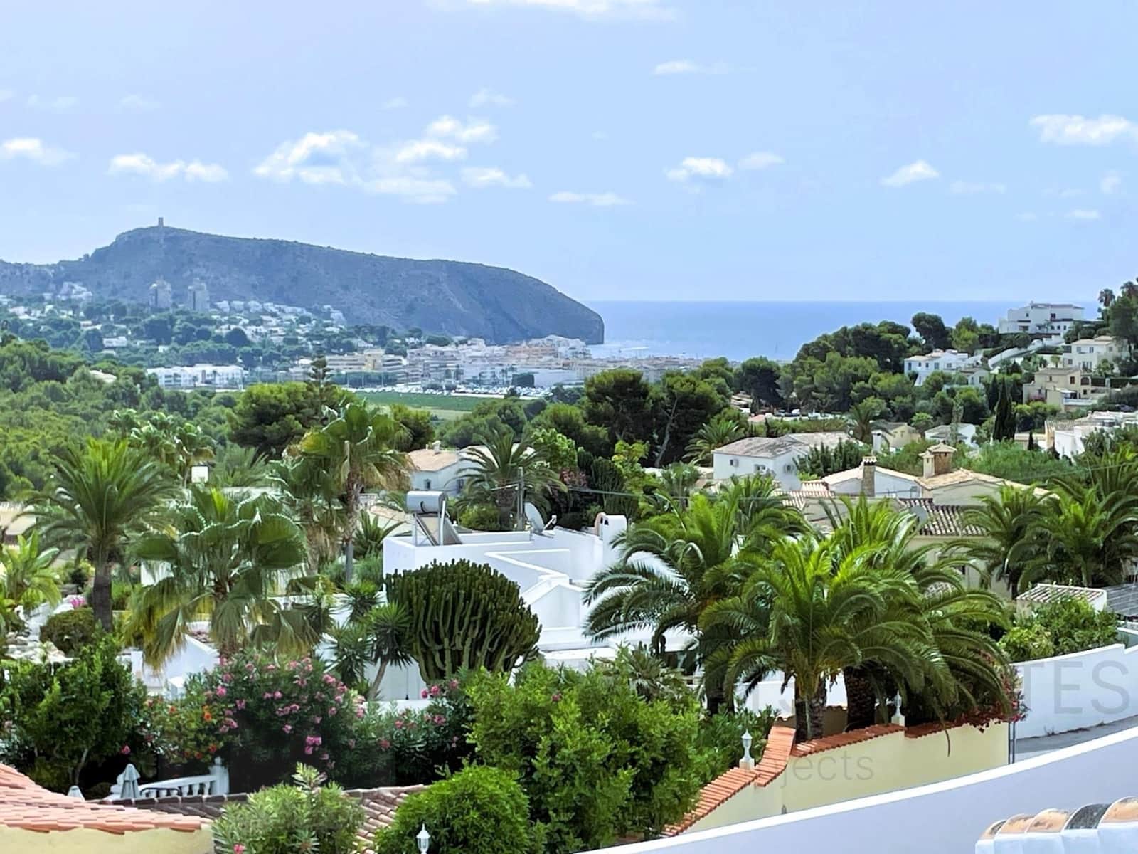 4 bedroom Villa for sale in Teulada - € 1,440,000 (Ref: 9481580)