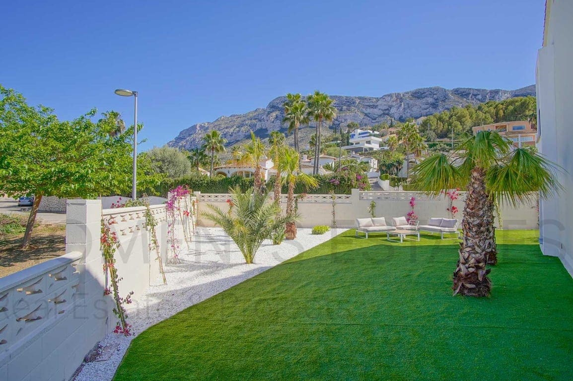 2 bedroom Apartment for sale in Denia with pool - € 389,300 (Ref: 9483608)