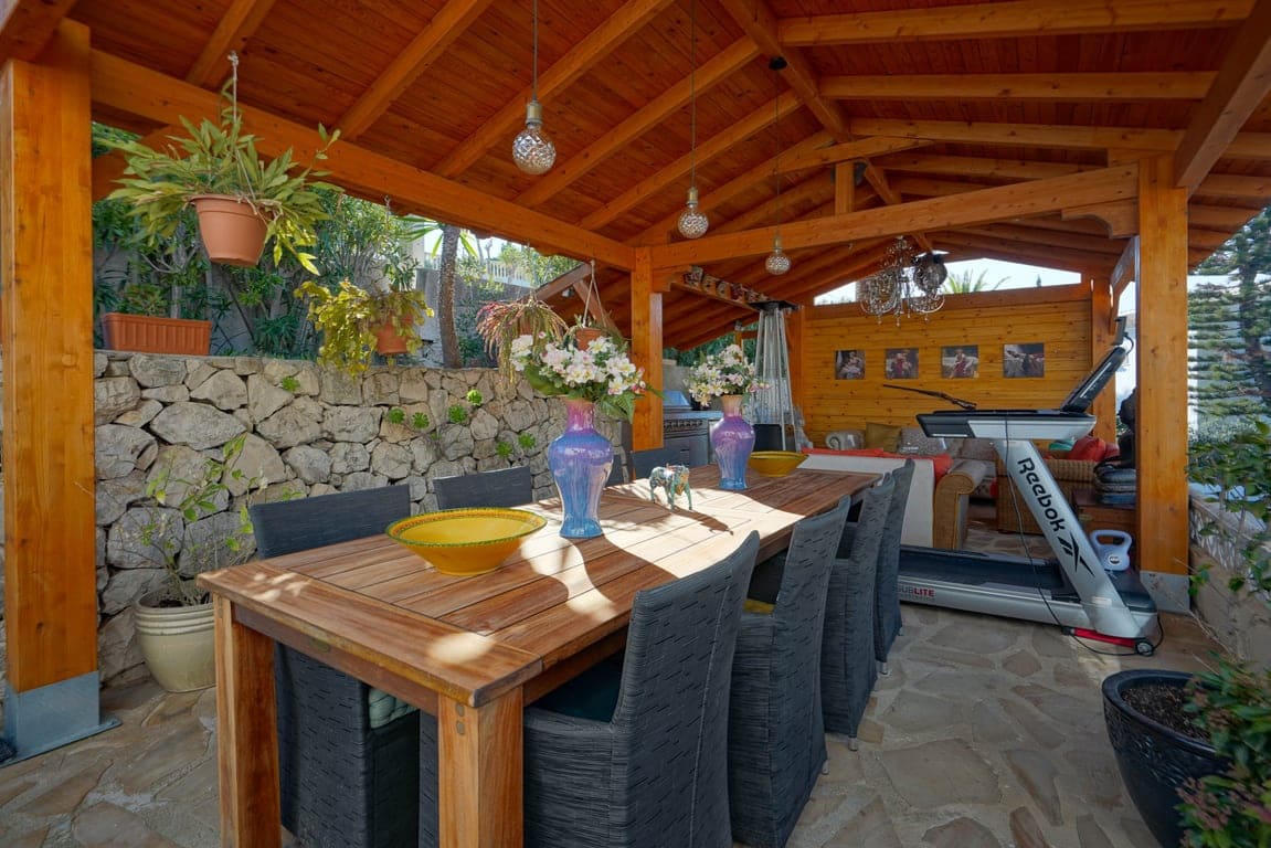 3 bedroom Villa for sale in Benissa with pool garage - € 610,000 (Ref: 9522919)