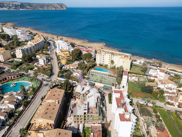Apartamento de 2 habitaciones en Javea / Xàbia en venta con piscina garaje - 515.000 € (Ref: 9553036)