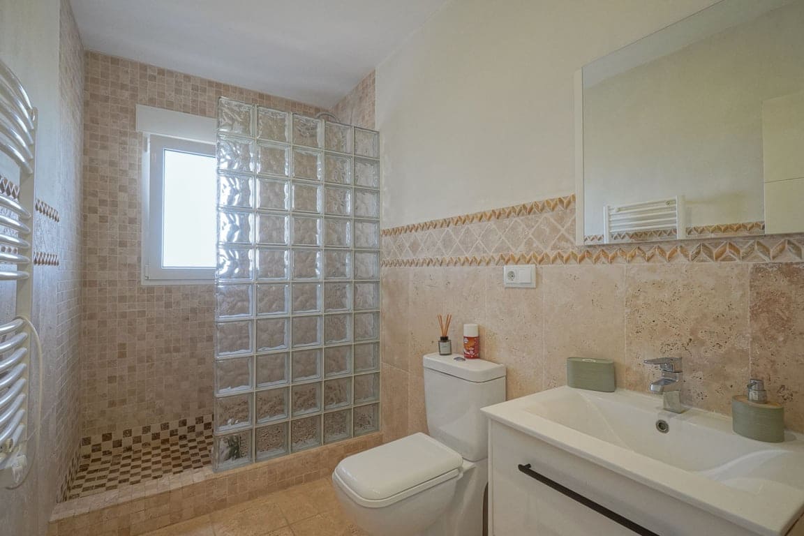 3 sypialnia Willa na sprzedaż w La Sella z basenem garażem - 795 000 € (Ref: 9643336)